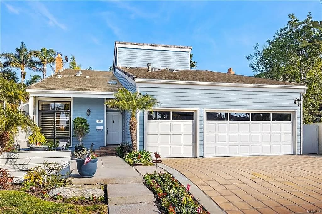 17041 Malta Cir, Huntington Beach, CA